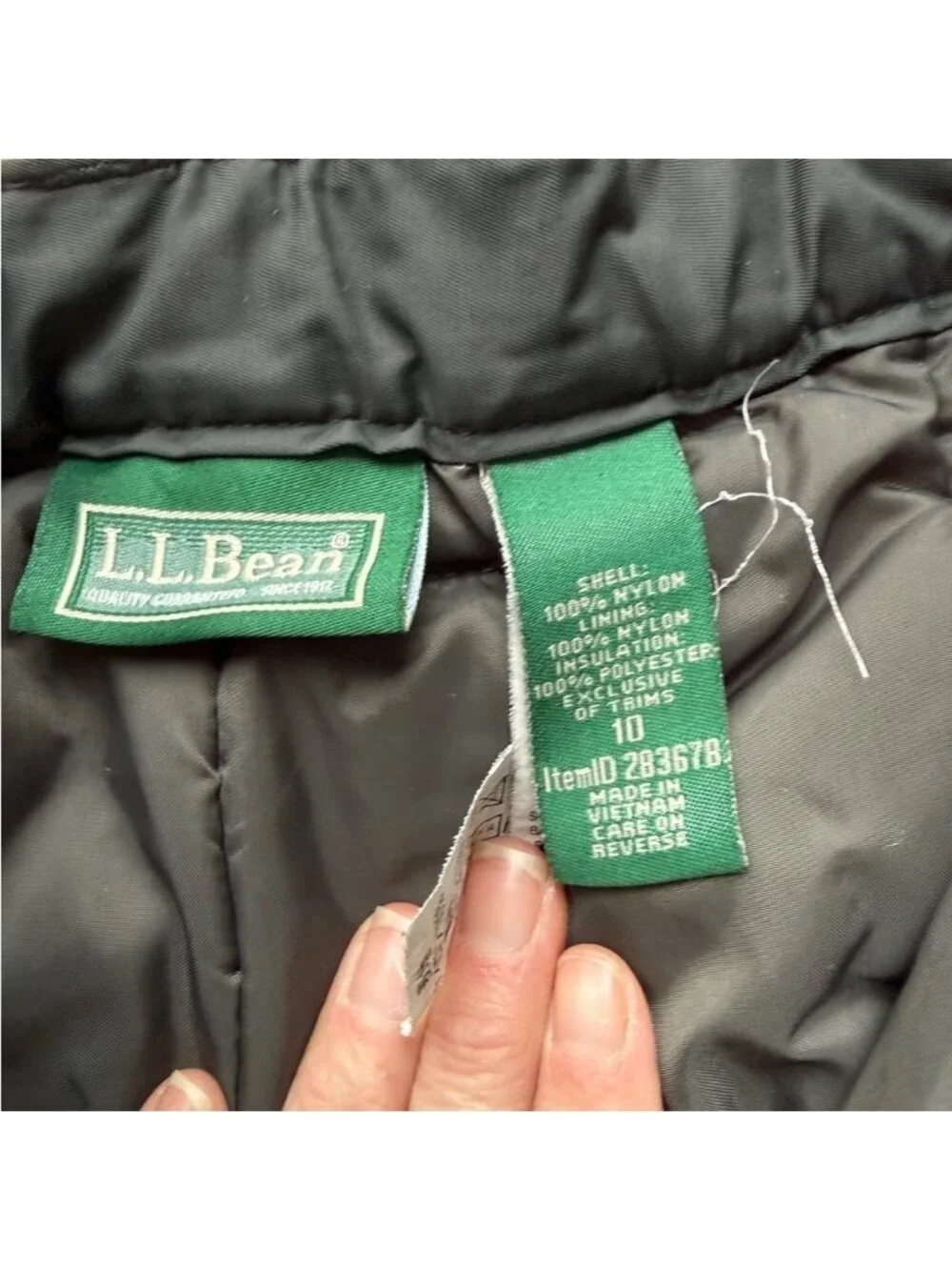 L.L. Bean gray Snow Pants size 10 (medium) bottom side zippers